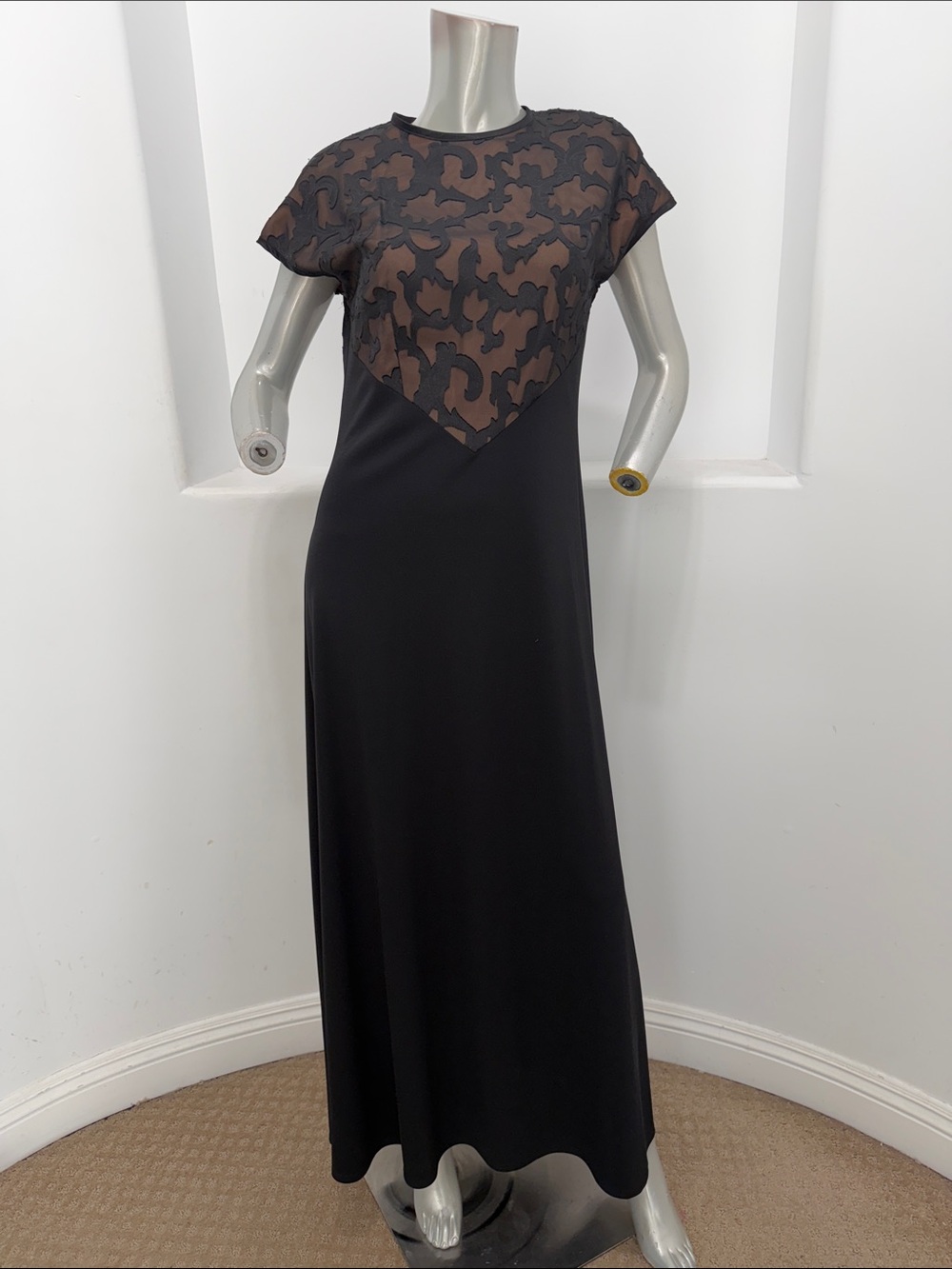 Vintage 90s Jeffrey & Dara Tom Barra Black Sheer Lace Maxi Evening Dress Sz 6